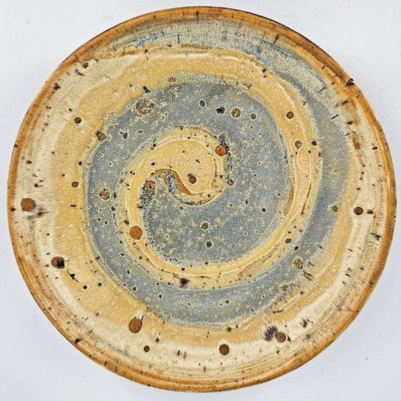 Studio Art Pottery signed JRW M Stoneware boho blue beige plates 2 boho - Picture 3 of 4